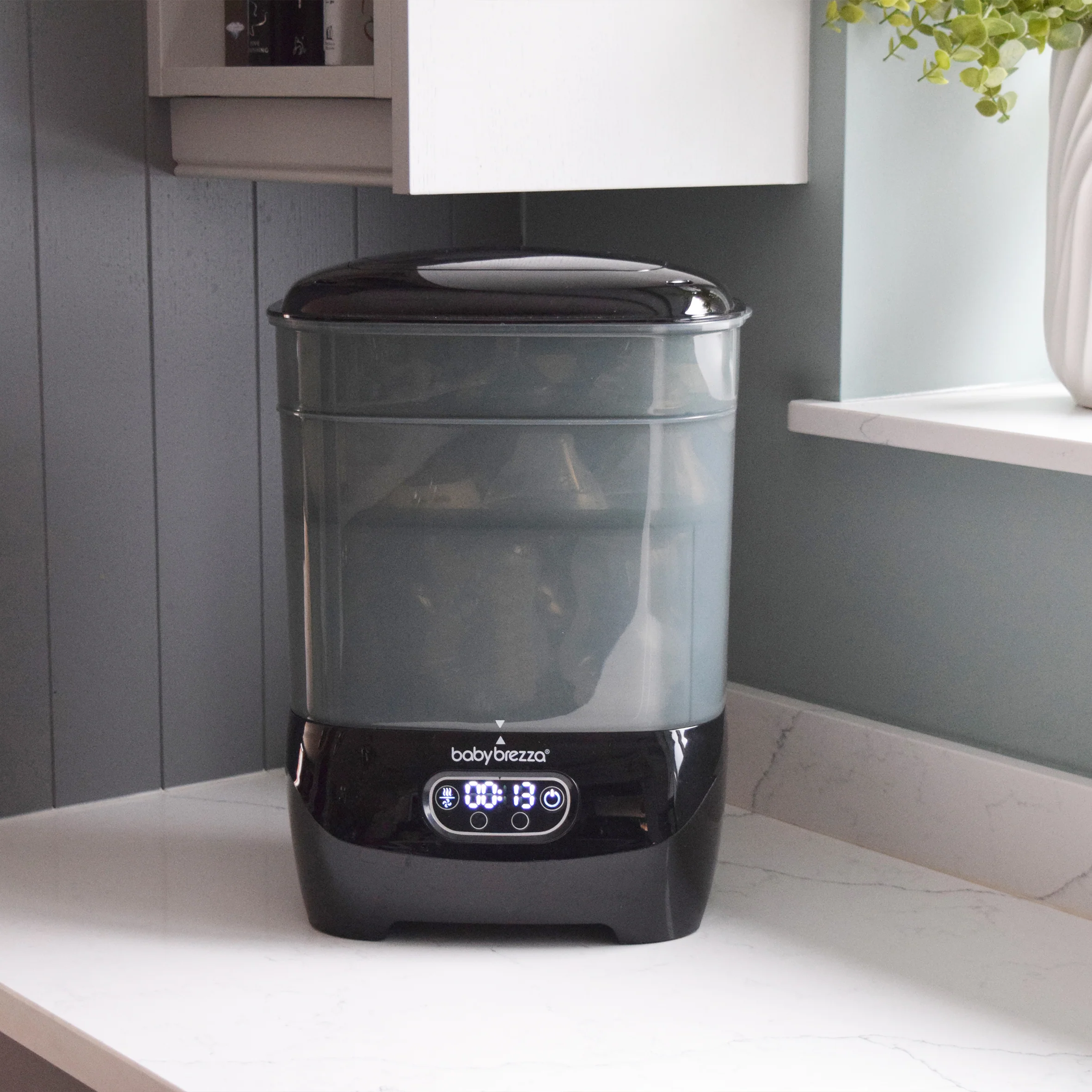 Baby Brezza BUNDLE Steriliser Dryer Advanced Black And Bottle & Breast Milk Warmer - Image 24